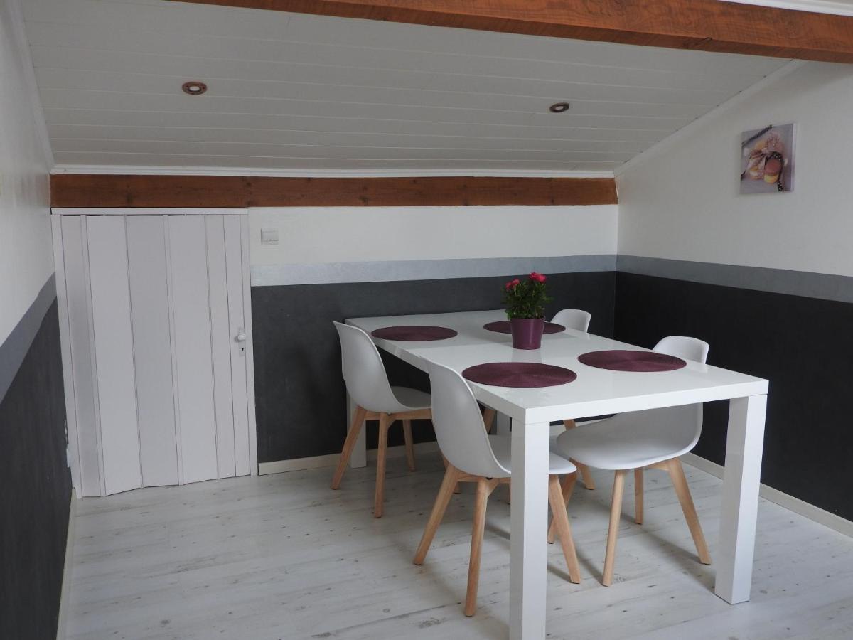 Appartement Mansarde Et Climatise 50 M2 Pompignan  エクステリア 写真