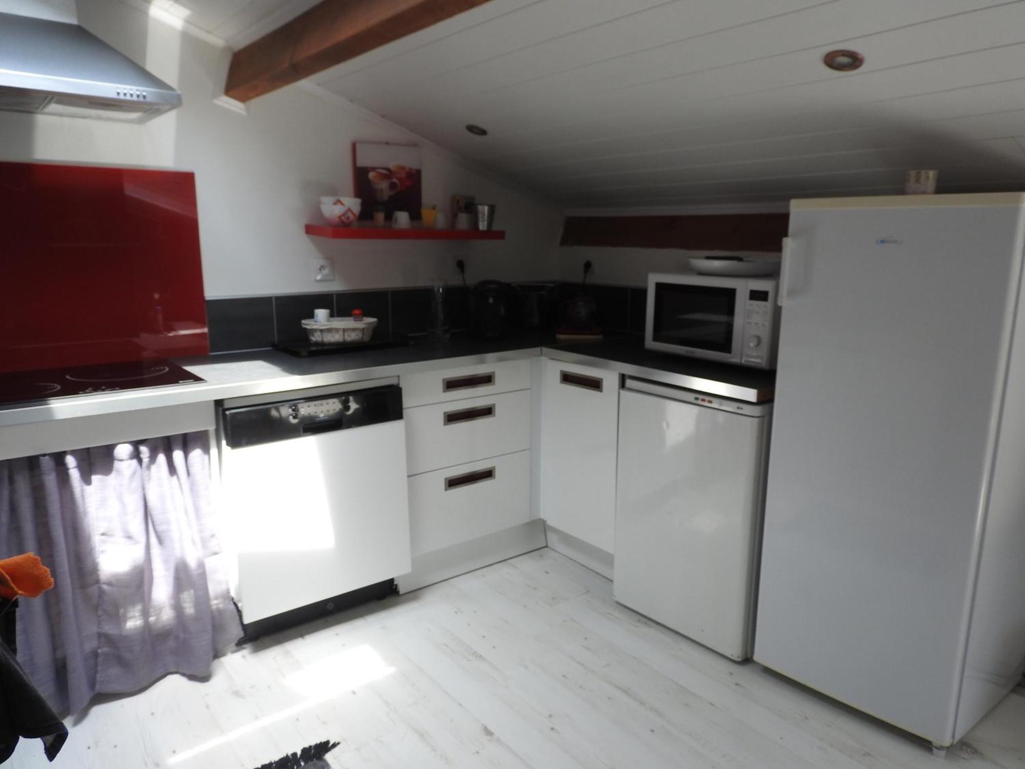Appartement Mansarde Et Climatise 50 M2 Pompignan  エクステリア 写真