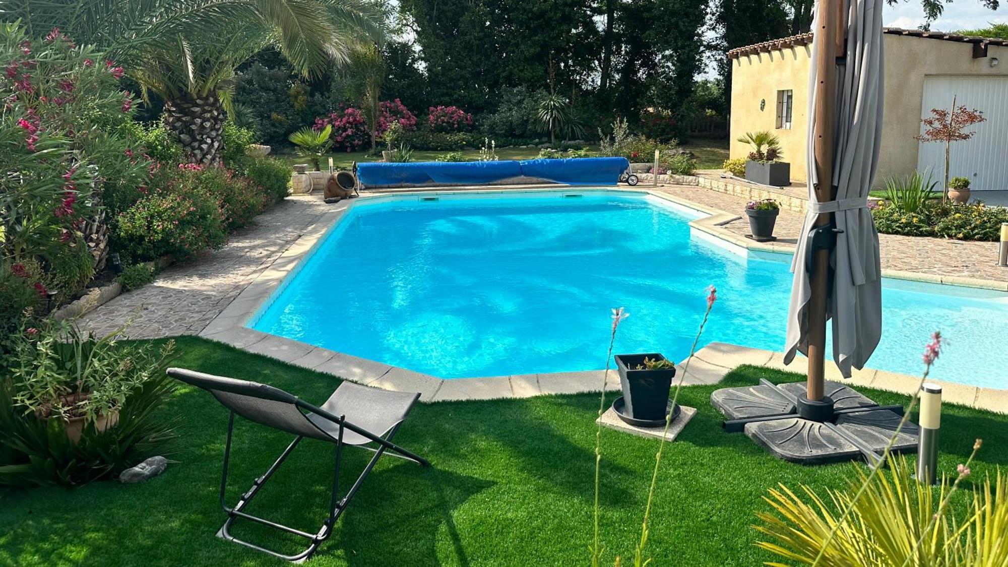 Appartement Mansarde Et Climatise 50 M2 Pompignan  エクステリア 写真